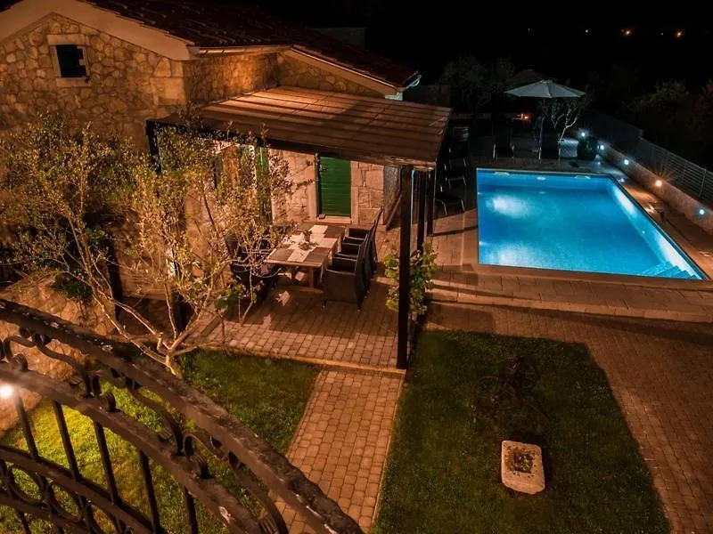 زاتون Villa Adriaticum